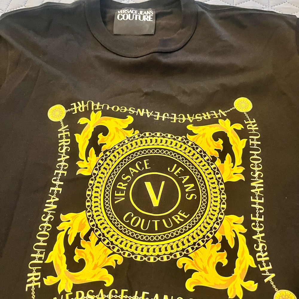 Beautiful size large Versace Jeans Couture Black Tee with Yellow Accents!